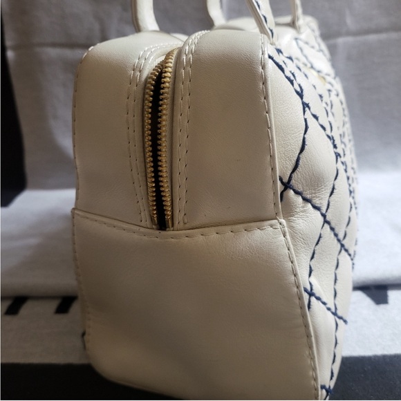 Chanel Vintage Wild Stitch Leather Bag with COA - Picture 4 of 10